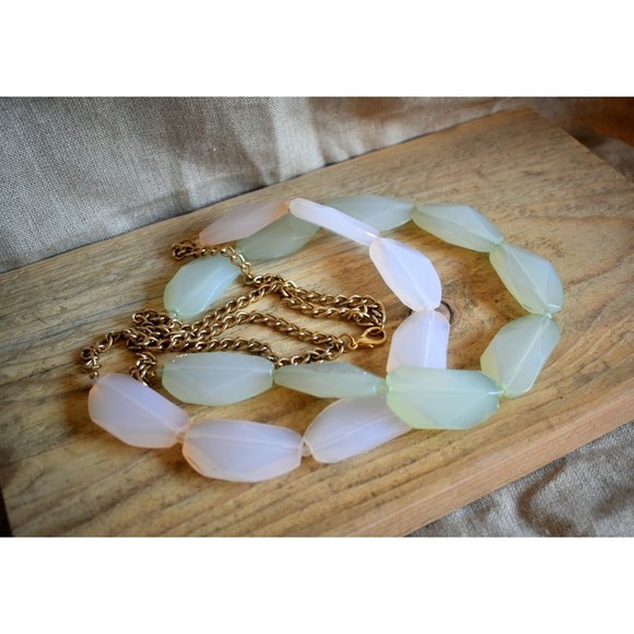 Pre-loved Chunky Faux Stone Double Strand Chain Statement Necklace Pastels - Picture 2 of 3